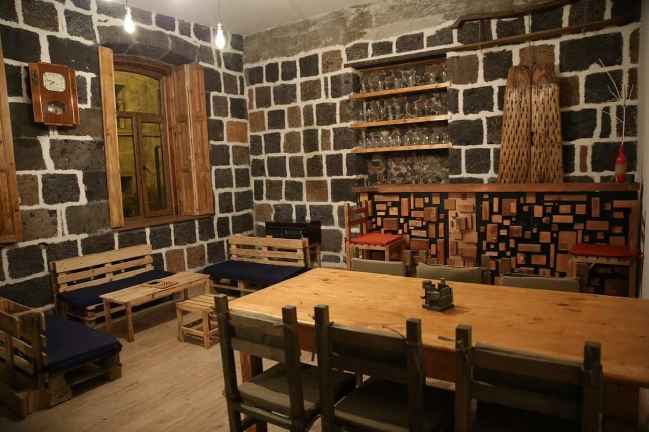 Guesthouse Emma Gyumri Exterior photo